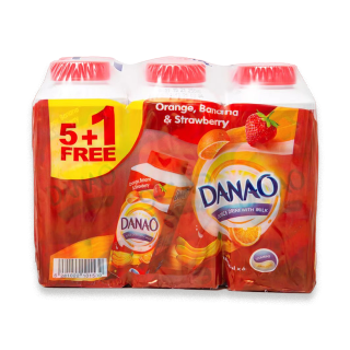 حليب بالبرتقال والموز والفراولة